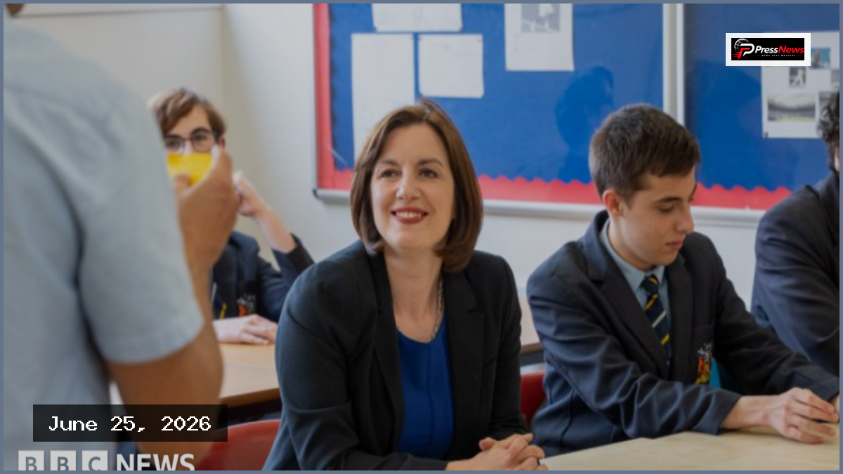 Education Secretary to wear ‘spiteful class warrior’ T-shirt
