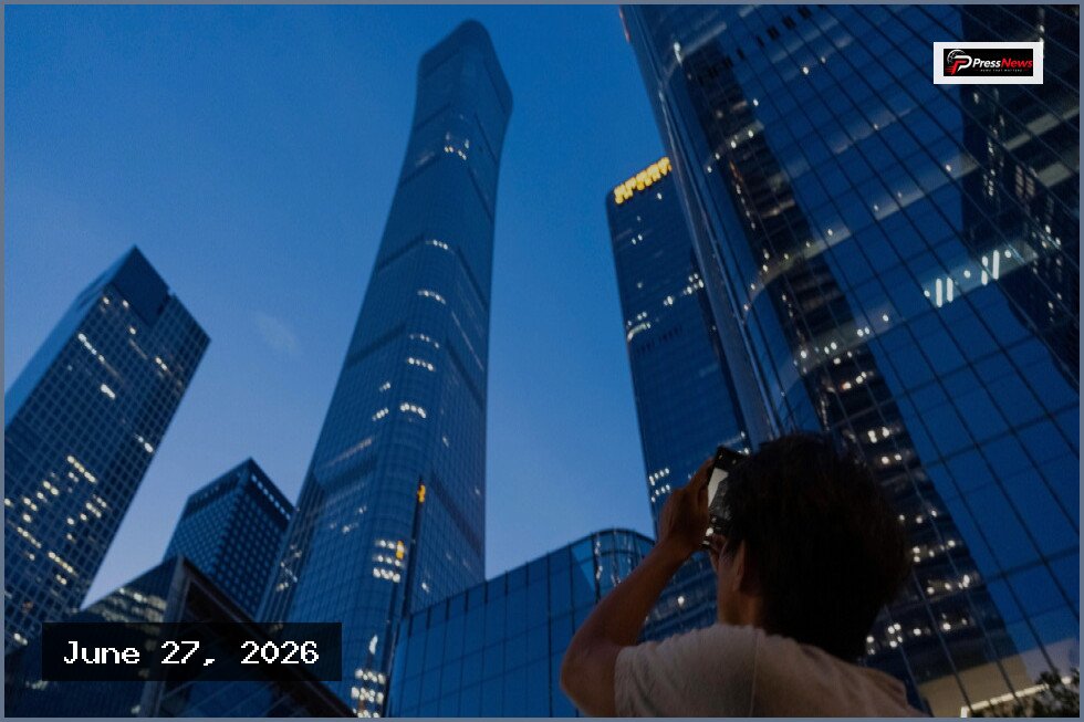 Small Plane Crashes Into Beijing’s Tallest Building